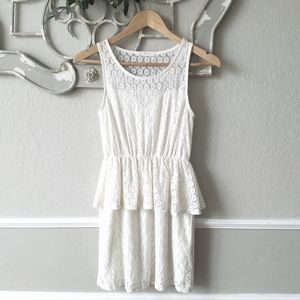 🌷HP!!🌷 Everly Peplum Dress - SZ S